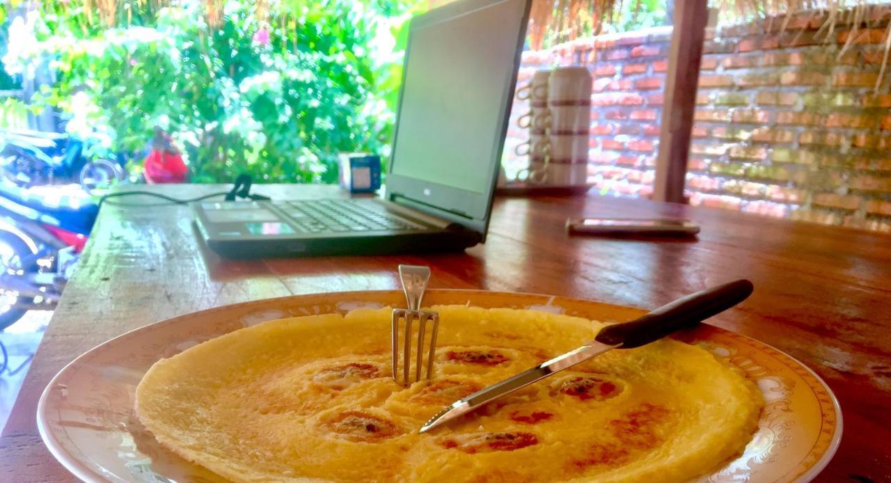 Chemel Homestay Kuta  Экстерьер фото